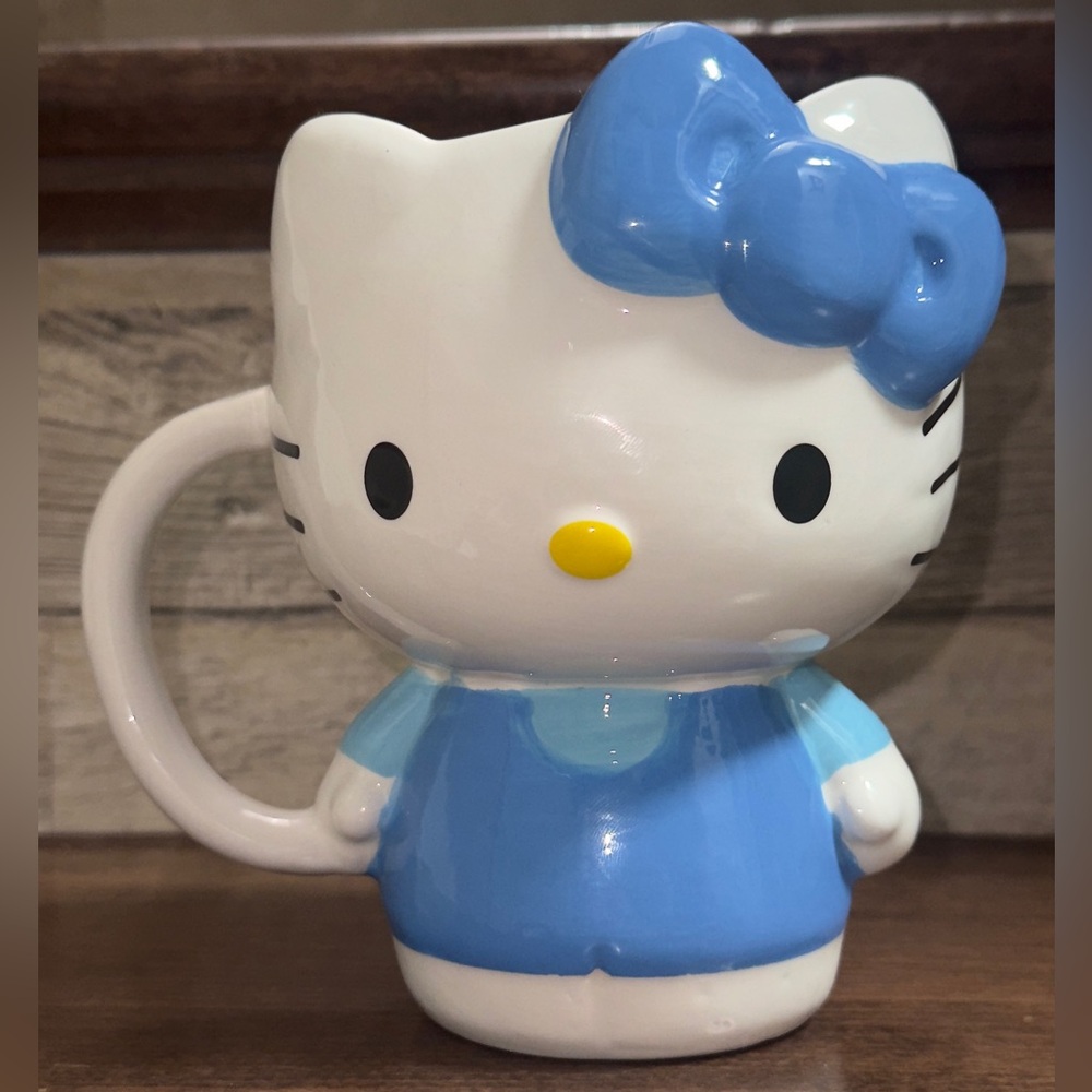 Super Cute Hello Kitty Blue Outfit Ceramic 3D Sculpted Mug - NEW